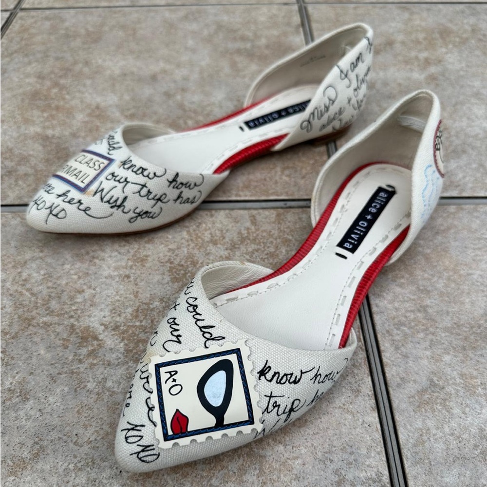 Alice + Olivia White Flats with Black and Red Accents